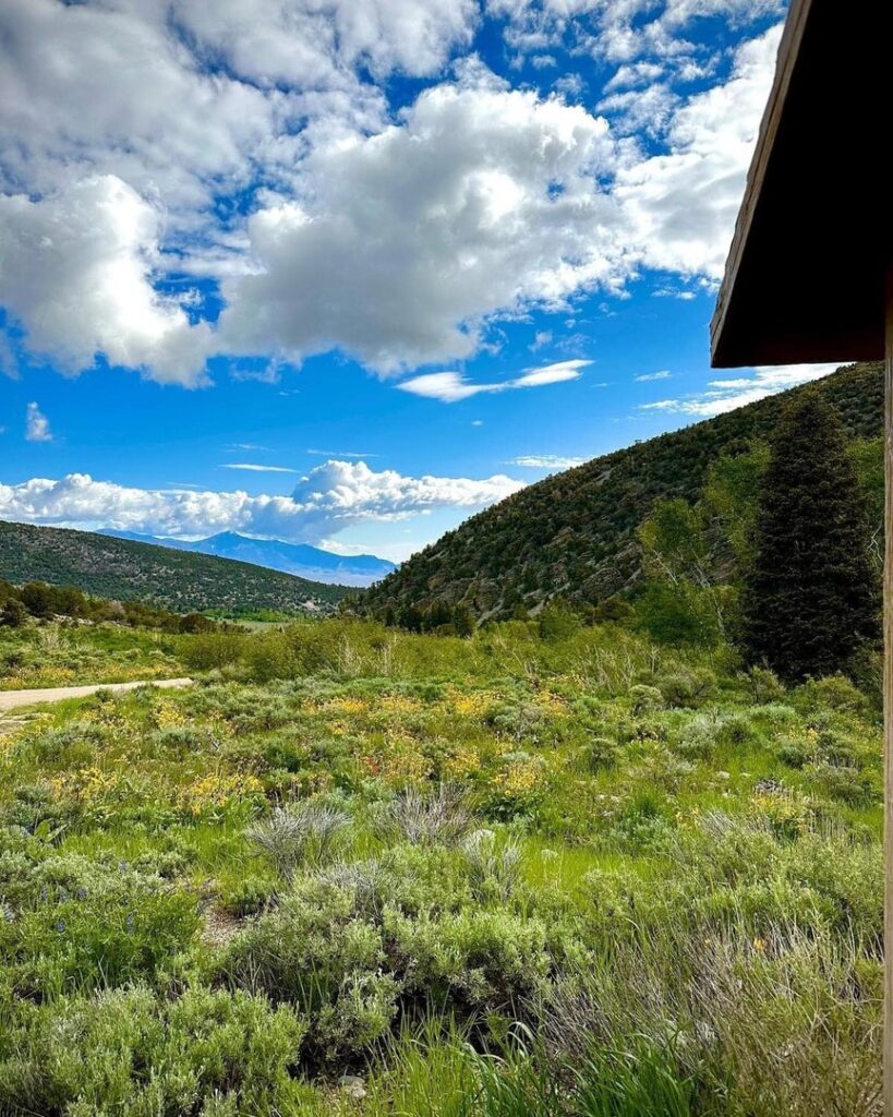 The expansive view of the mountains in Pole Canyon.
