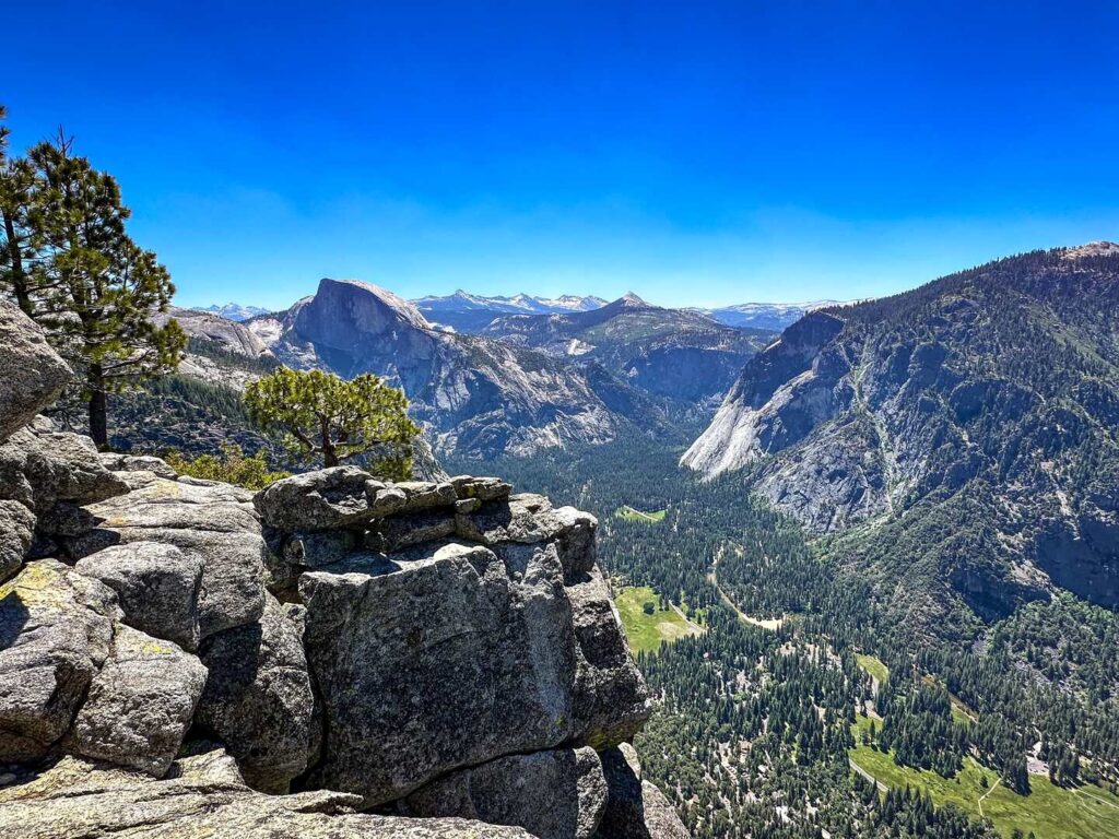 As part of our 4 day Yosemite itinerary, visit Yosemite Point pictured here.